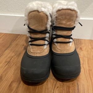 Sorel winter boot